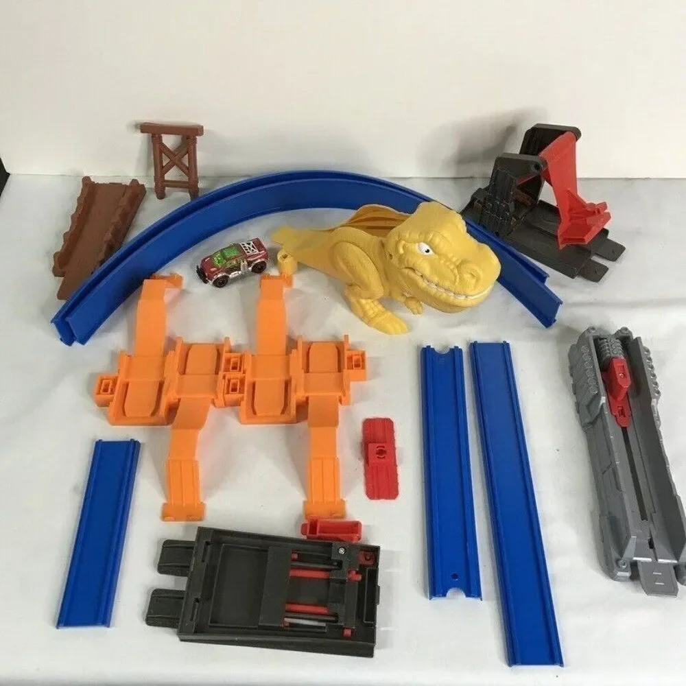 Zuru Metal Machines T-Rex Attack Double Loop Jump Track Model 6702